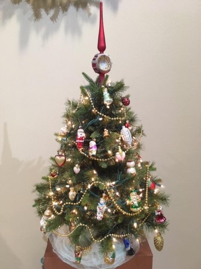Celebrate Christmas in an Era of Time Gone By